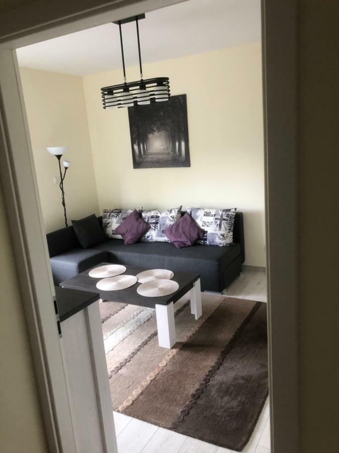 Апартаменты Apartament Dywizjonu Варшава Экстерьер фото